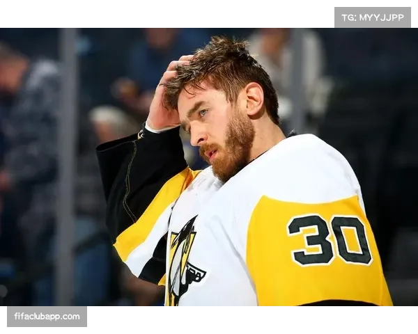 蓝调门将宾宁顿348场成队史出场最多门将 创下新里程碑